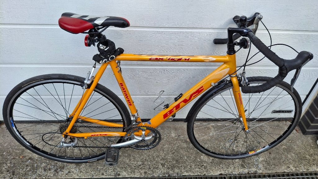 Goed onderhouden BATAVUS racefiets koersfiets alles in orde, Fietsen en Brommers, Fietsen | Racefietsen, Gebruikt, Batavus, 15 tot 20 versnellingen