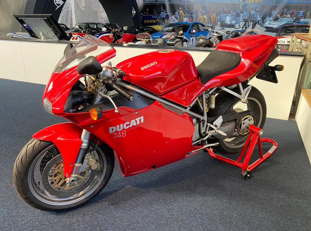 Ducati 748 comme neuve, Motoren, Motoren | Ducati, 2 cilinders, Sportuitlaat, Occasion, Motorrijbewijs A