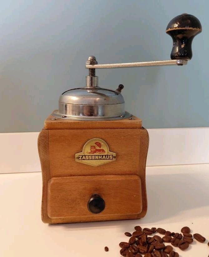 Koffiemolen Zassenhaus, Antiek en Kunst, Ophalen