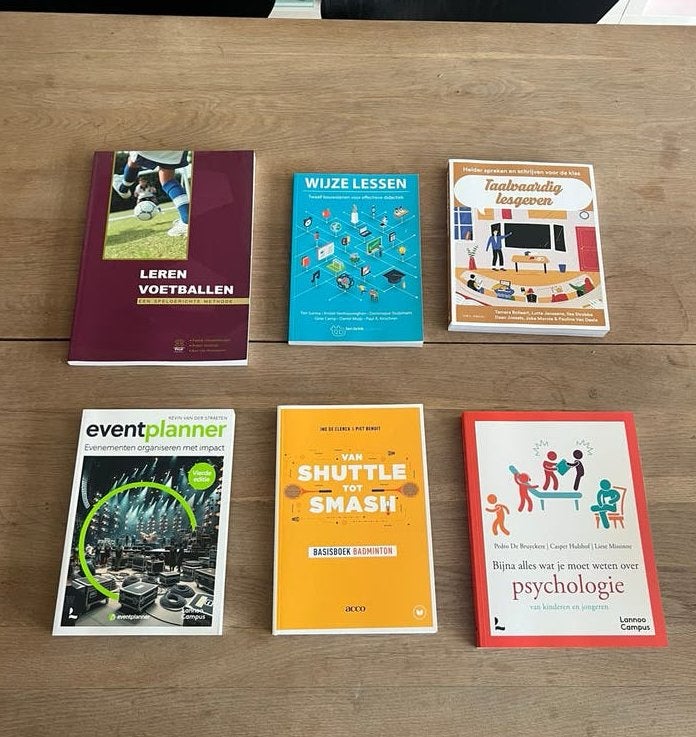 Lichaamlijke opvoeding en BR - Artevelde boeken 1ste jaar, Boeken, Ophalen of Verzenden, Nieuw