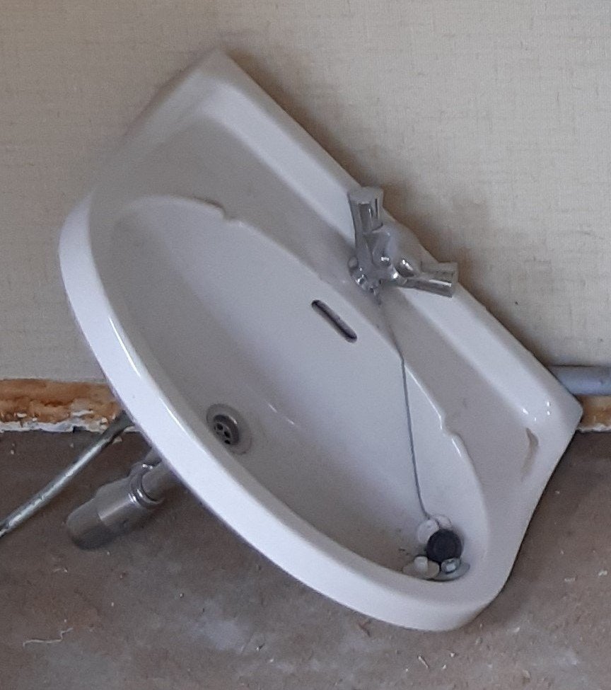 lavabo met kraan, Doe-het-zelf en Bouw, Sanitair, Ophalen, Gebruikt, Inox, Wastafel