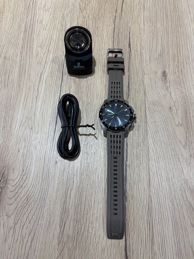 Montre Festina connected full D avec 2 ans de garantie, Enlèvement ou Envoi, Comme neuf, Montre-bracelet, Autres marques
