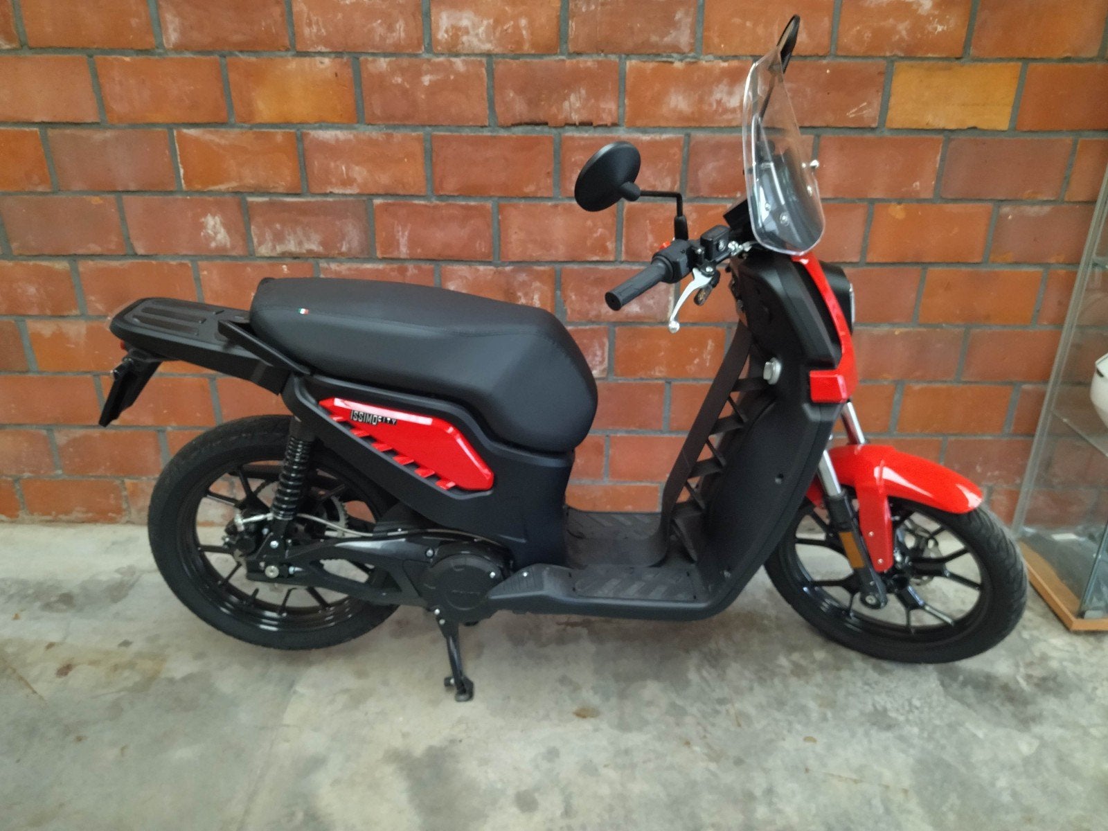 Fantic issimo city elektrische scooter, Fietsen en Brommers, Ophalen, Elektrisch, Nieuw, Fantic