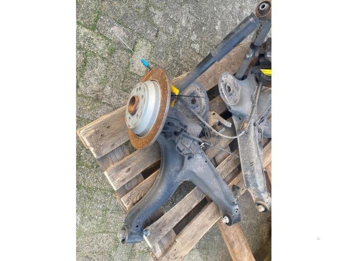 Wielophanging rechts-achter van een Mercedes Vito, Gebruikt, -, Ophalen of Verzenden, -