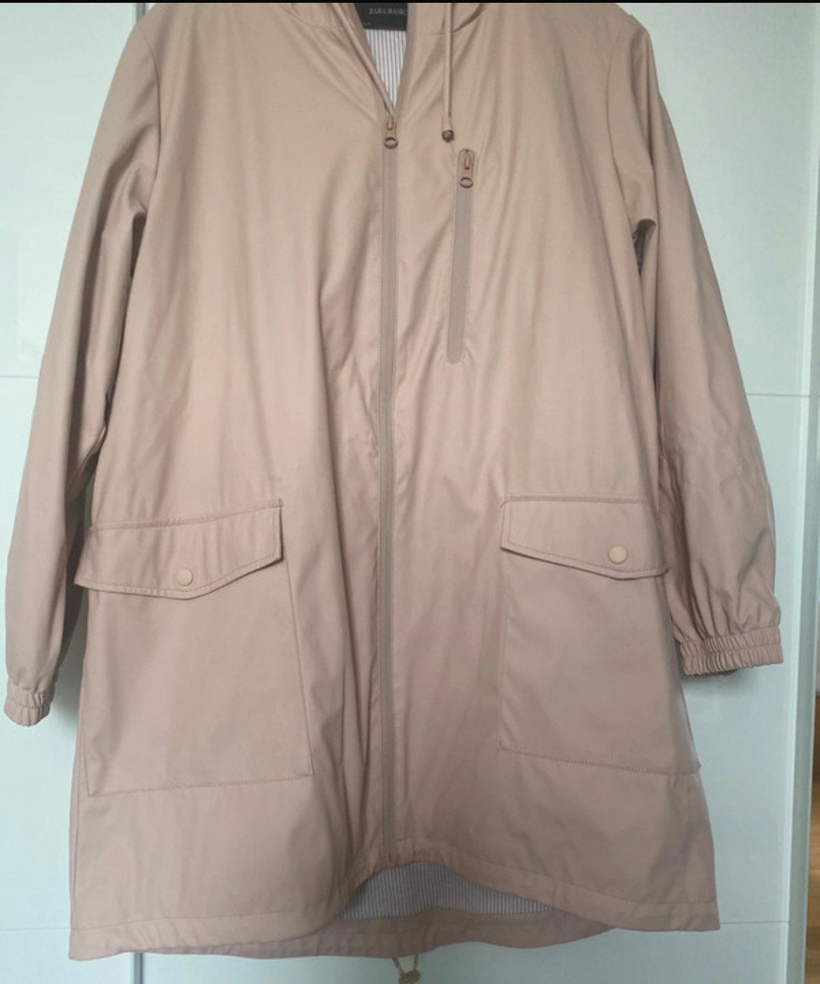 Beige regenjas zara maat xl (maat 42 ), Ophalen of Verzenden, Gedragen, Maat 42/44 (L), Beige