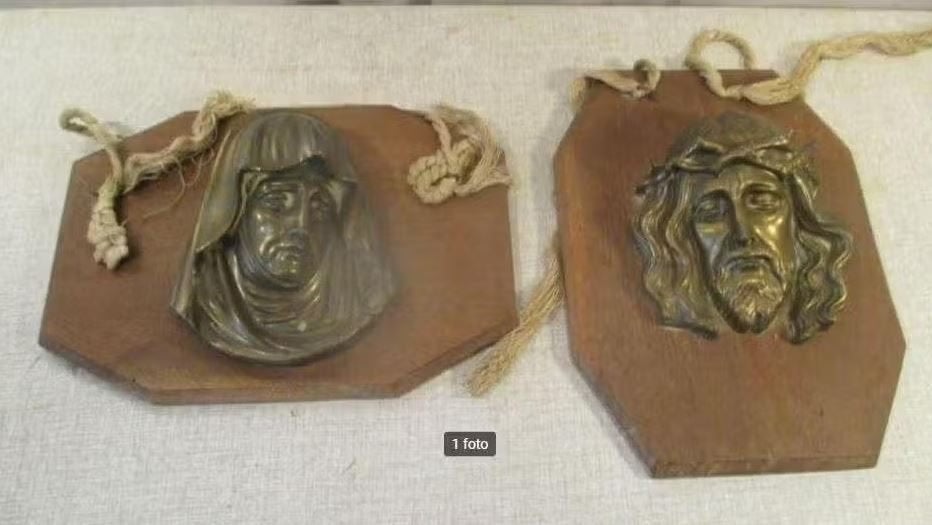 2 statues murales anciennes en laiton - Marie et le Christ, Antiquités & Art, Enlèvement ou Envoi