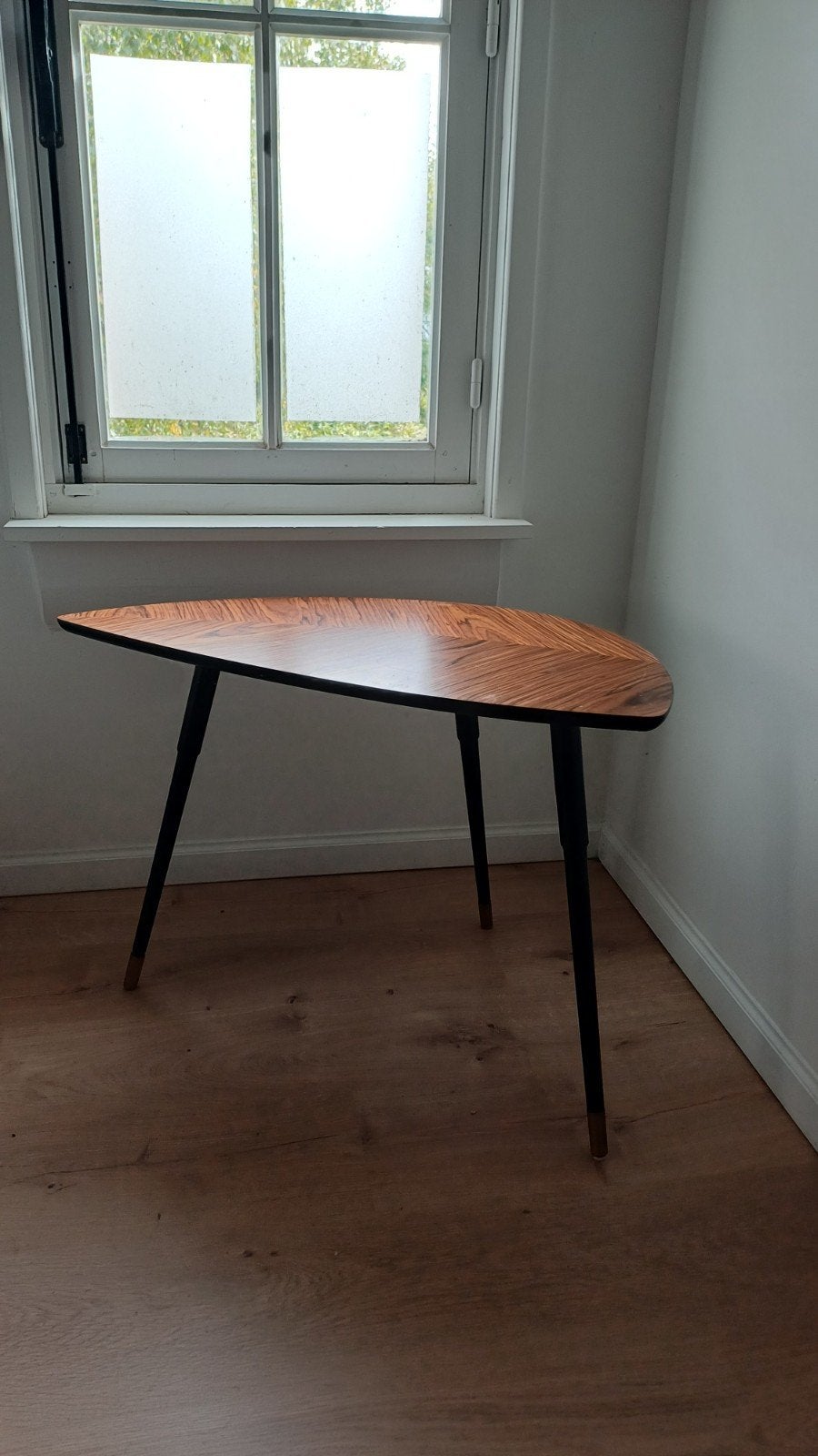 bijzettafel ikea, 55 à 75 cm, Mid century, Comme neuf, Synthétique
