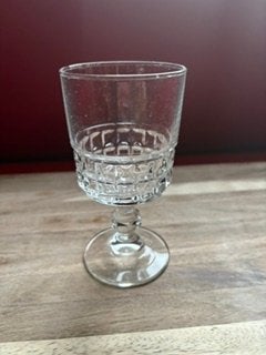 Vintage glazen wijnglas op voet, Antiek en Kunst, Ophalen