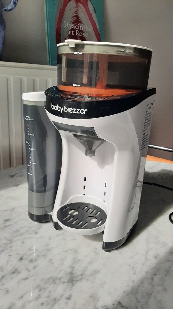 preparateur de biberon automatique BABYBREZZA, lait bébé, Préparateur de biberons, Comme neuf, Enlèvement, Automatique