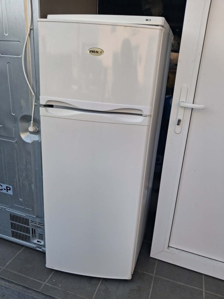 Koel-vriescombinatie FRIAC, Electroménager, Réfrigérateurs & Frigos, Utilisé, Enlèvement