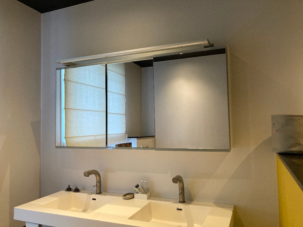 spiegelkast met geïntegreerde verlichtingsarmatuur, Ophalen, Gebruikt, Spiegelkast