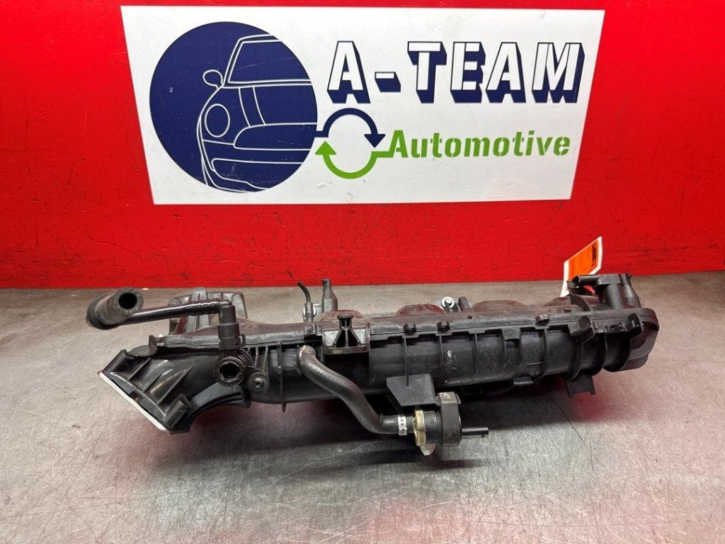 COLLECTEUR D'ADMISSION GLA (156.9) (|A2700900737|), Mercedes-Benz, Utilisé, Dialog.mb@mercedes-benz.com, Mercedes-Benz AG