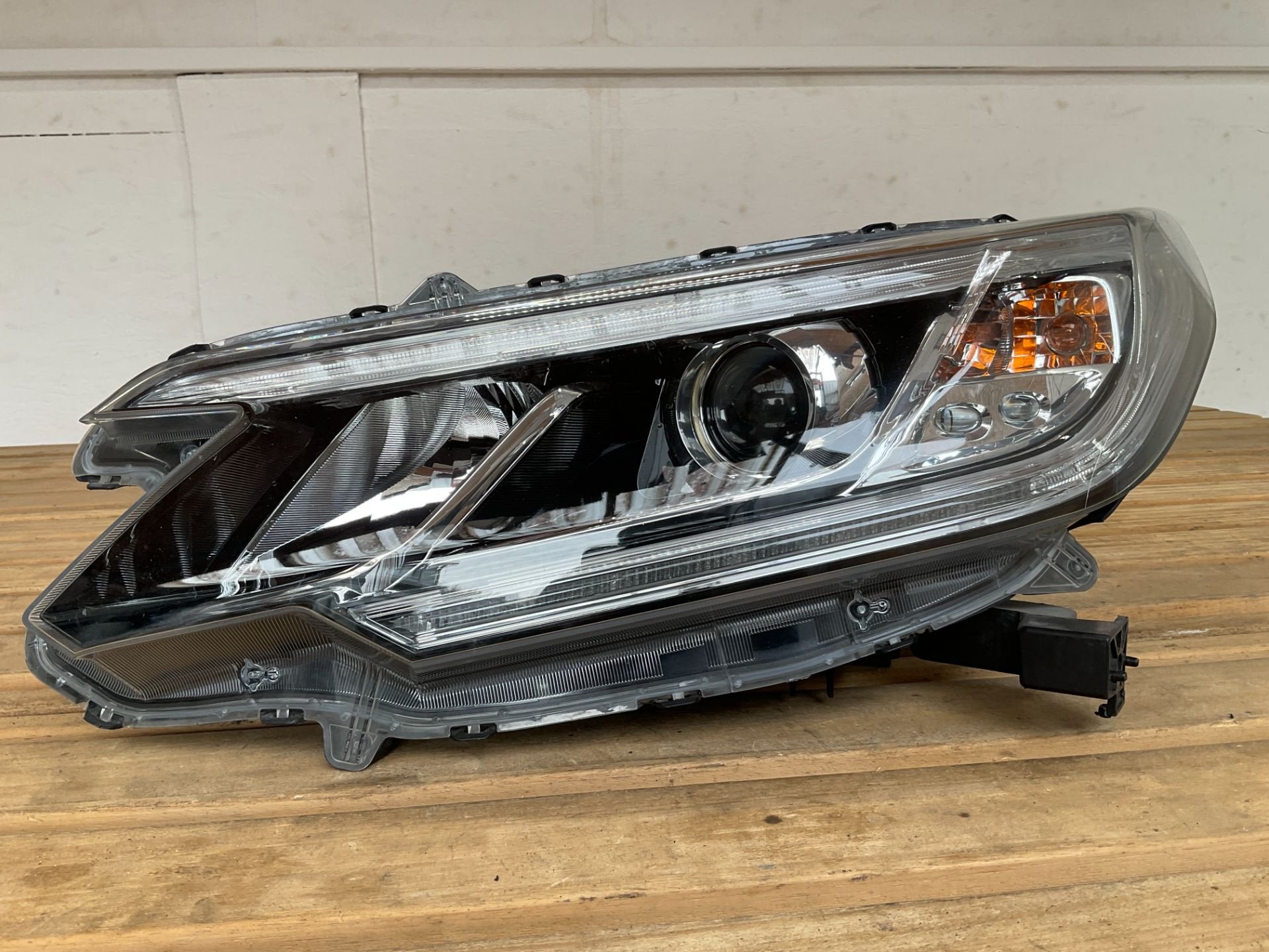 Koplamp Honda CR-V IV MK4 2015 2018 SDK24024A20 B4-5477, Gebruikt, Info@honda.co.jp, Minami-Aoyama 2-chome 1-1
107-8556  Tokyo