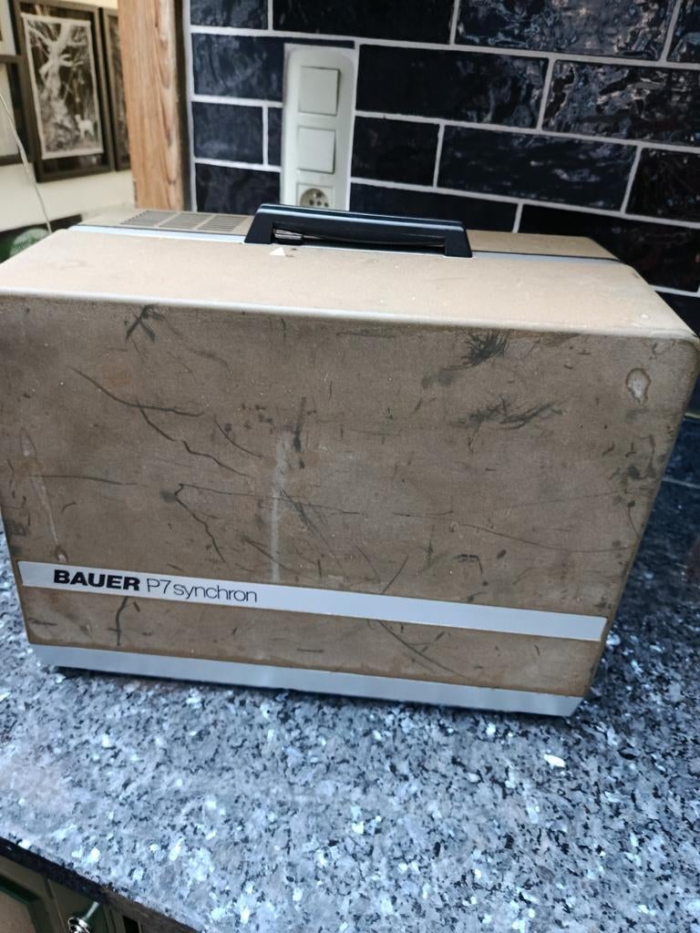 Projecteur Bauer P7 Synchron, Antiquités & Art, Antiquités | TV & Hi-Fi, Enlèvement