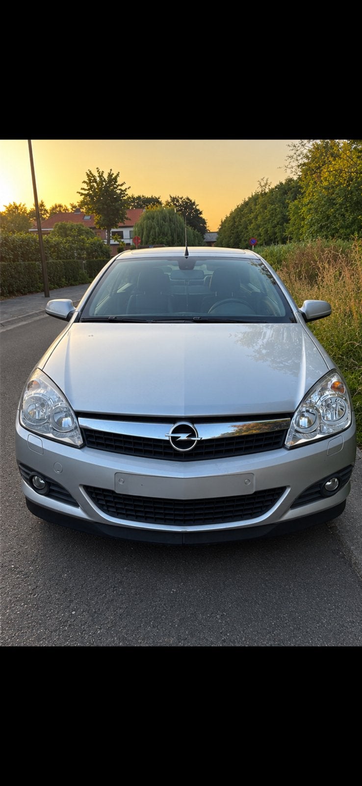 Opel Astra Twintop - Probleem met kofferbakvergrendeling, Auto's, Voorwielaandrijving, Zwart, Cabriolet, Leder