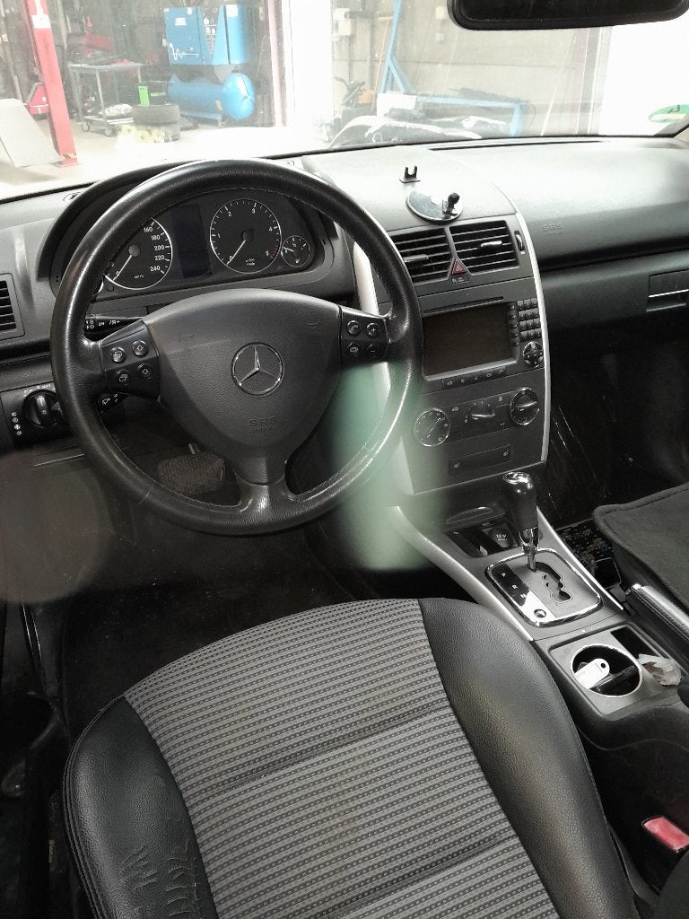 Mercedes A200 cdi, Monovolume, Zwart, Leder en Stof, Diesel