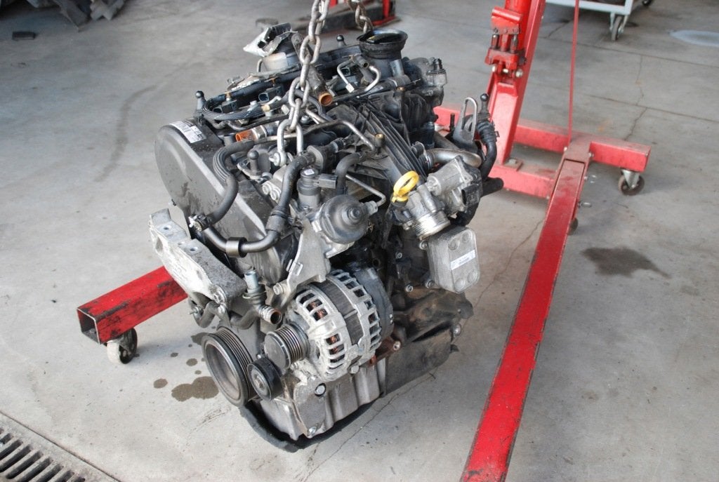 Moteur CFFD Complet SKODA VW TIGUAN SUPERB, Envoi, Utilisé, Daihatsu