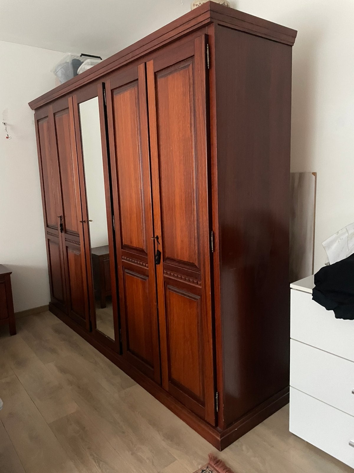 Kleerkast, Huis en Inrichting, Ophalen, Met deur(en), Gebruikt, 200 cm of meer