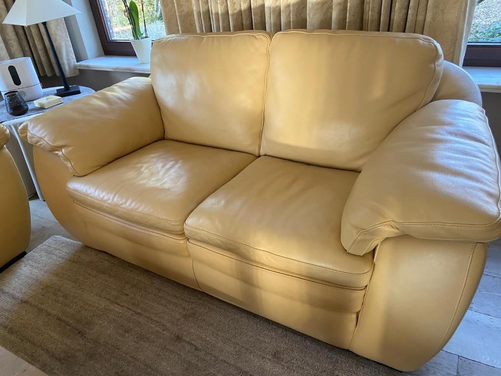 Natuzzi Ecru tweezit, Huis en Inrichting, Zetels | Zetels, Ophalen, 150 tot 200 cm, Tweepersoons, Zo goed als nieuw