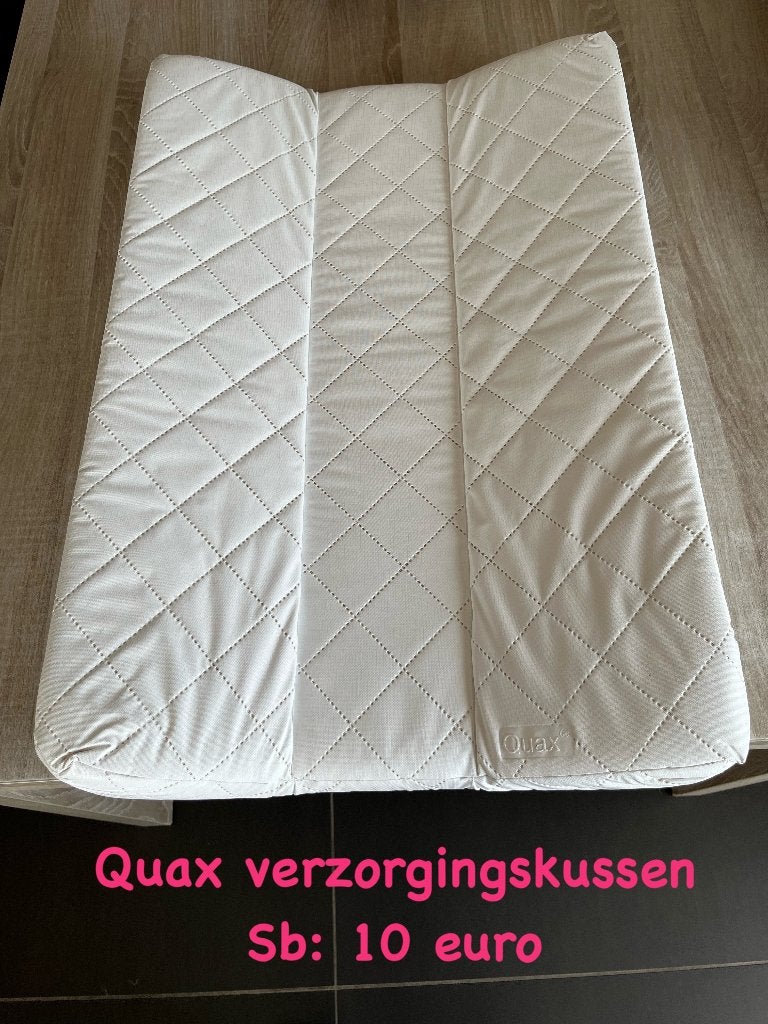 Quax verzorgingskussen, Kinderen en Baby's, Ophalen, Gebruikt, Aankleedkussen, Overige merken
