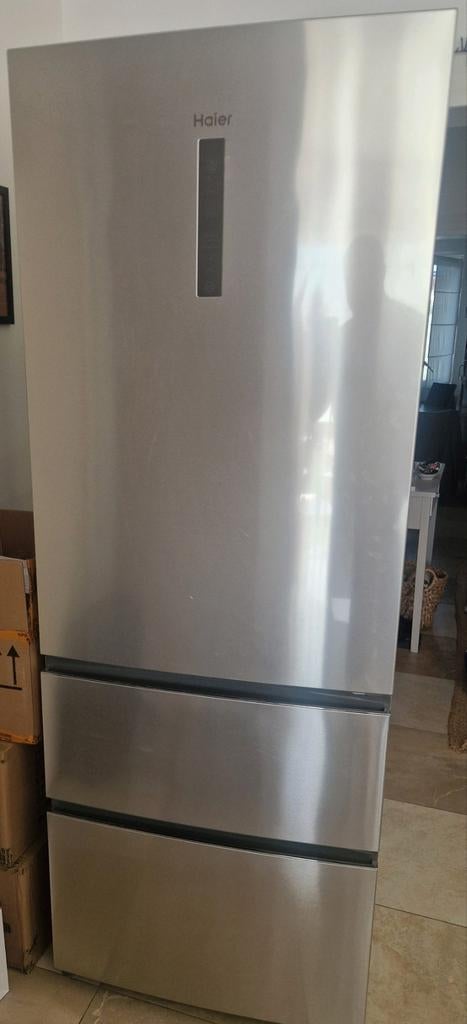 HAIER KOELKAST, Elektronische apparatuur, Ophalen