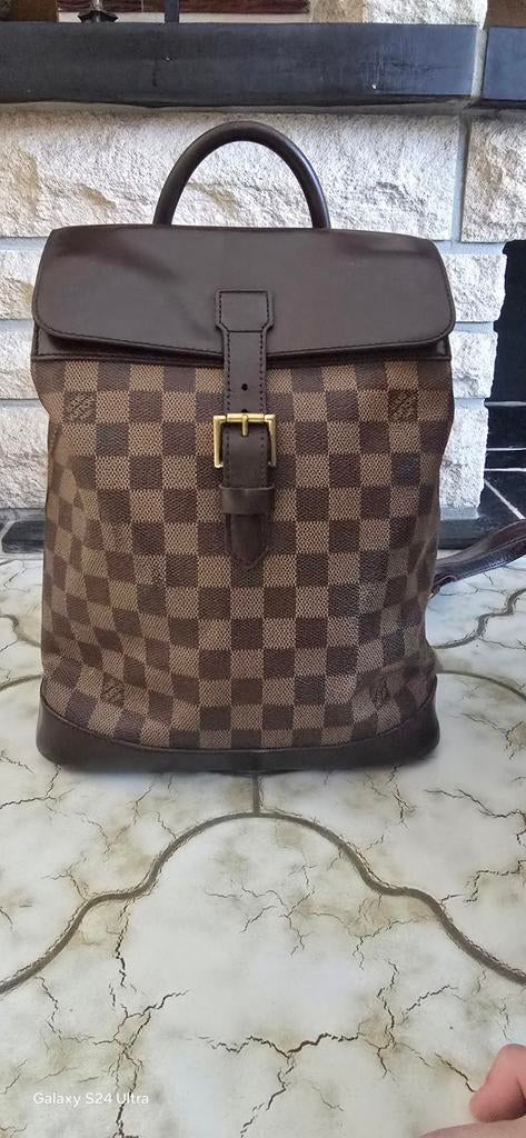 Louis Vuitton Soho Rugzak, Handtassen en Accessoires, Tassen | Damestassen, Ophalen
