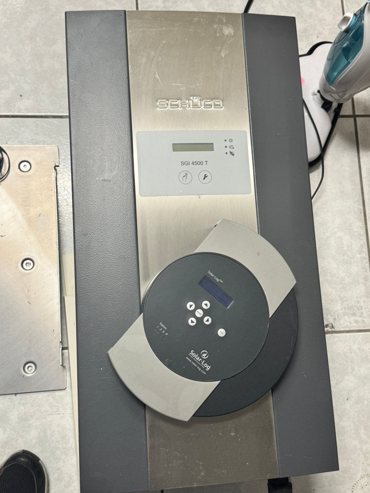 Schüco SGI 4500 T omvormer + Solar-Log 500, Ophalen, Zo goed als nieuw