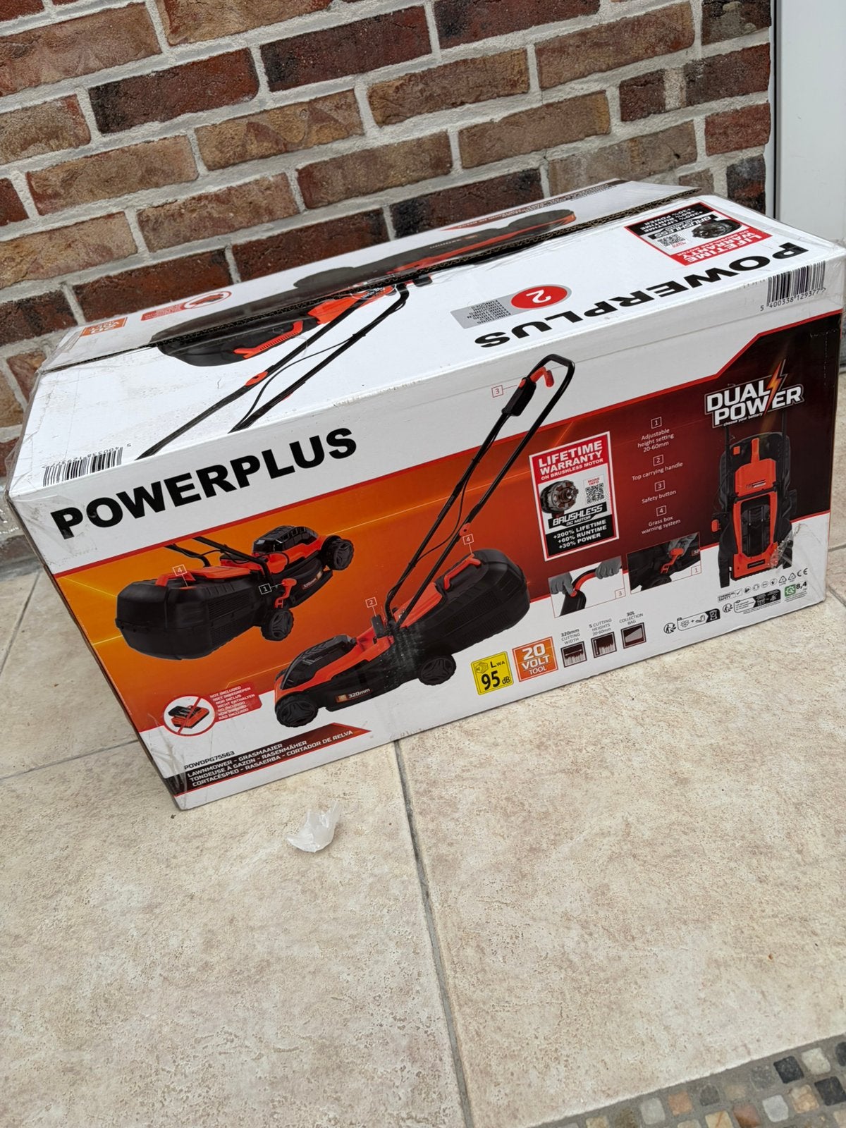 Powerplus gras maaier, Tuin en Terras, Grasmaaiers, Ophalen, Zo goed als nieuw