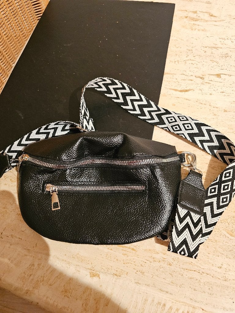 BEAU PETIT SAC BANDOULIERE NEUF, Enlèvement, Neuf, Noir