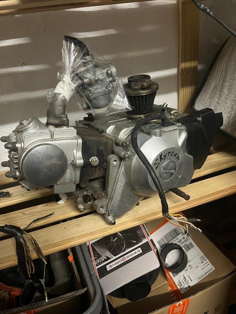 Moteur Skyteem 50 cc, Motos, Enlèvement, Utilisé