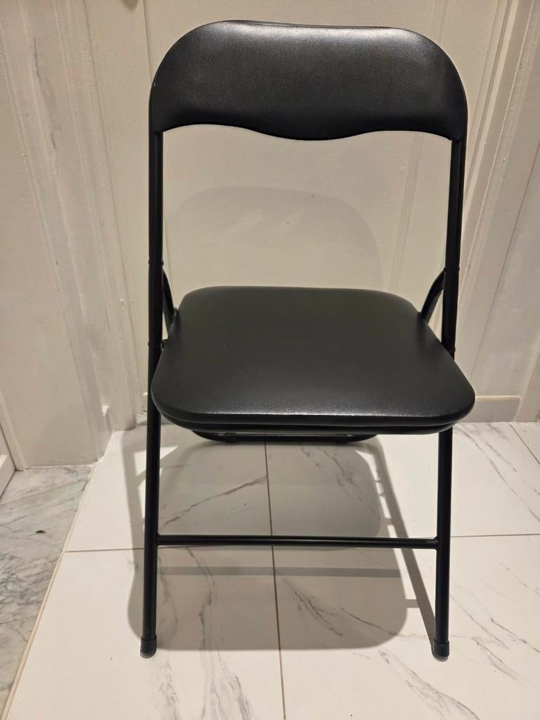 Chaise pliante noire pratique, structure en métal, comme neu, Enlèvement ou Envoi, Noir, Métal