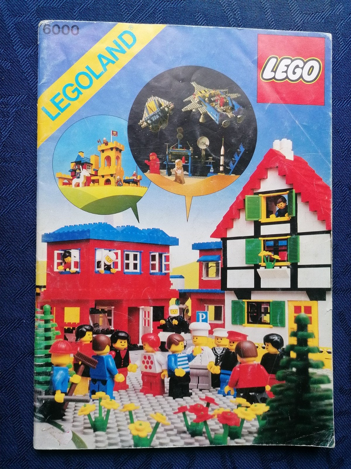 LEGO 6000 Legoland ideeënboek (1979) - sticker, Kinderen en Baby's, Speelgoed | Duplo en Lego, Lego, Ophalen of Verzenden, Zo goed als nieuw
