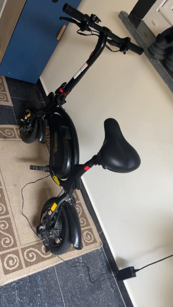 Vélo électrique pliable UrbanGlide 120 Pro – Très bon état, Enlèvement ou Envoi, Comme neuf, Step électrique (E-scooter)