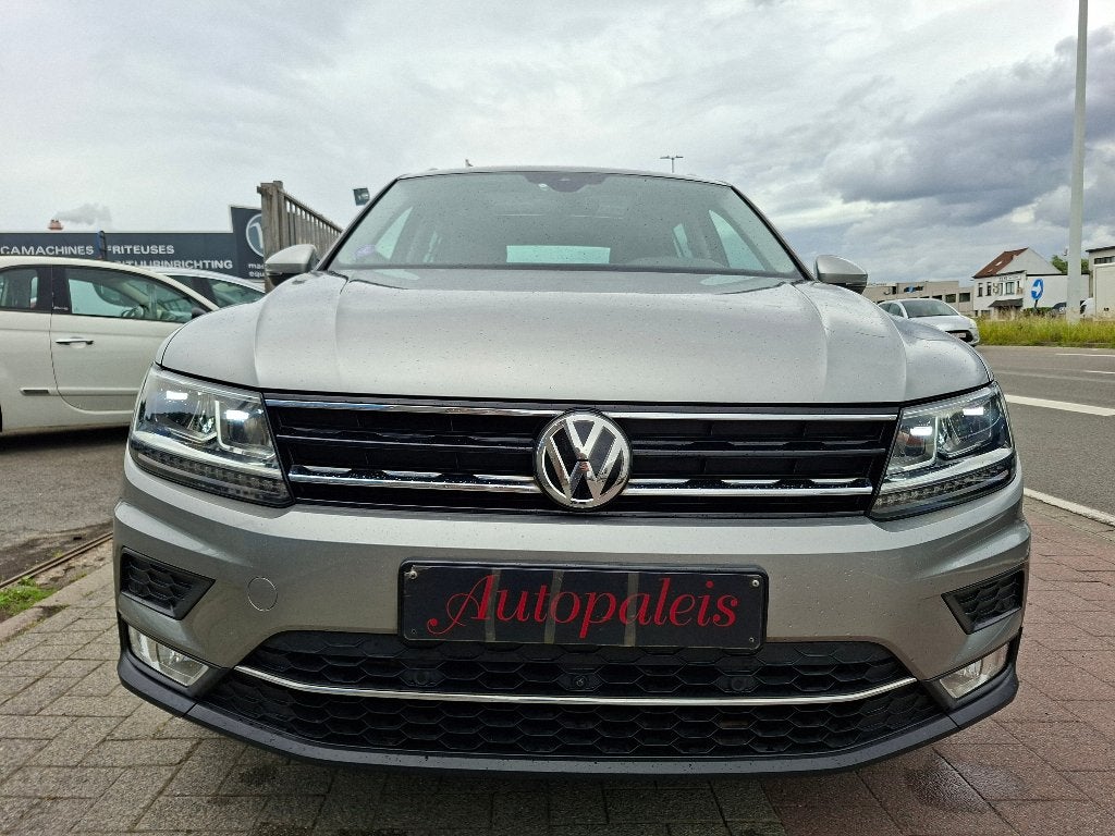 Volkswagen Tiguan Tiguan 1.4 TSI EURO 6, Autos, Volkswagen, Argent ou Gris, Achat, Entreprise, 5 portes