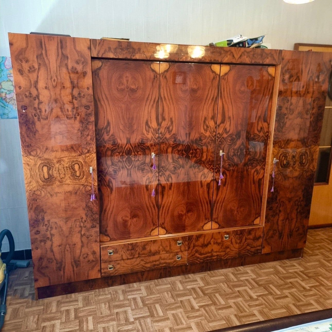 Vintage 5-deurs kledingkast | Walnootfineer | Restauratie, Enlèvement, Utilisé