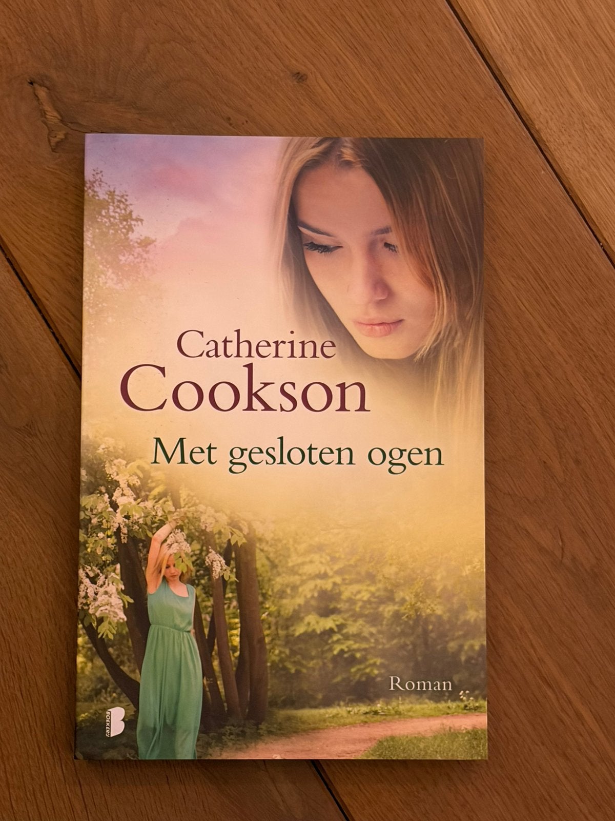 Catherine Cookson - Met gesloten ogen, Boeken, Ophalen of Verzenden, Zo goed als nieuw