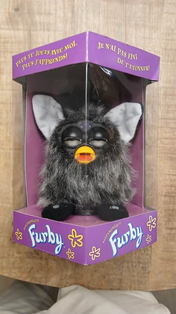 Furby électronique Tiger Electronics 1998/1999 –En boîte, Enlèvement ou Envoi