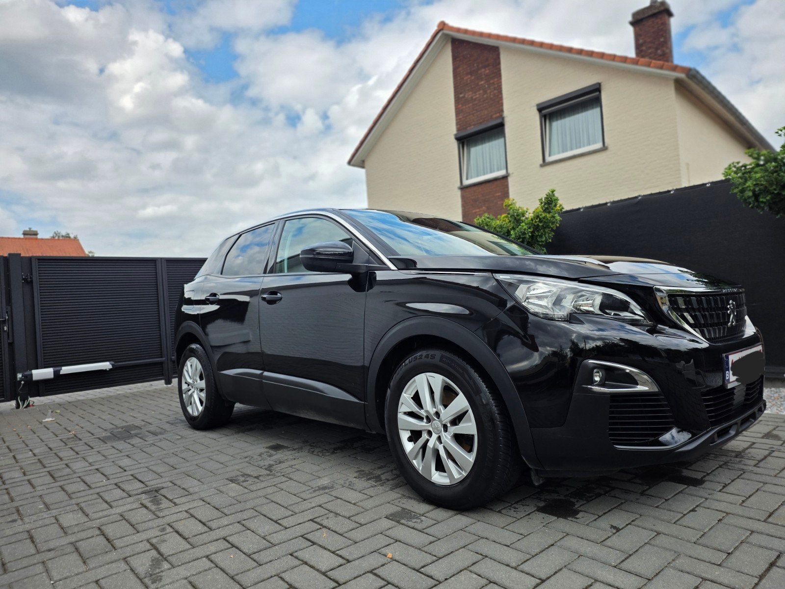Peugeot 3008 1.2 PureTech 130 pk Active – 2019 – 124.000 km, Autos, Peugeot, Achat, Euro 6, Boîte manuelle, Entretenue par le concessionnaire