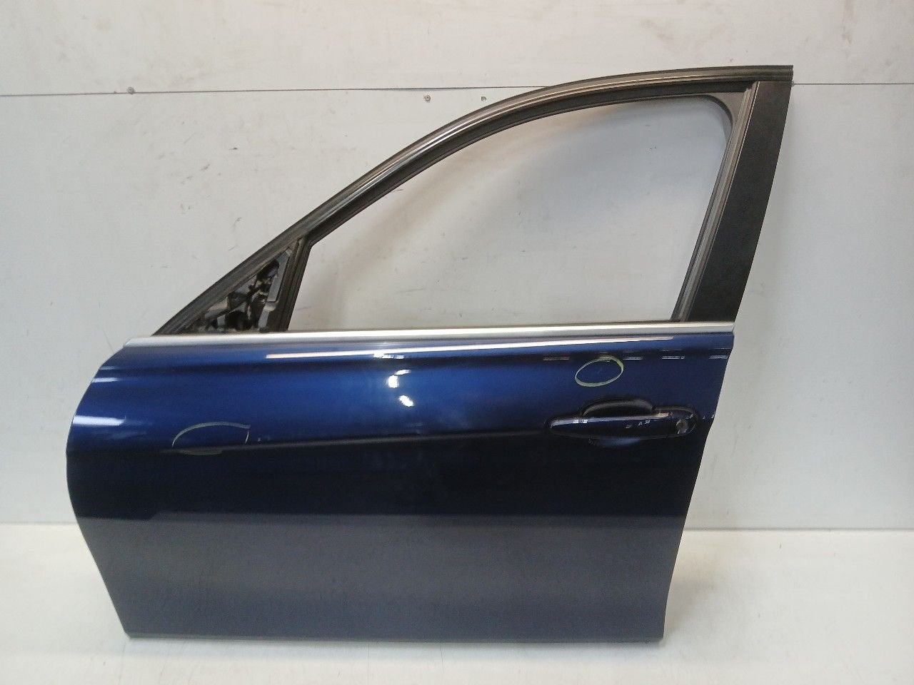 Portier links voor BMW 3 serie, BMW, Onderdelen@venauto.nl, Van der Ven Autorecycling B.V., Ettenseweg 76, 4706 PB Roosendaal, The Netherlands
