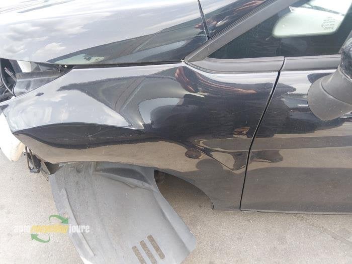 Aile avant gauche d'un Ford Fiesta (JA8), -, -, 3 mois de garantie, -