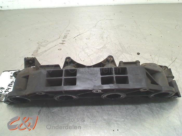 Tubulure d'admission d'un Opel Vivaro, -, Opel, 3 mois de garantie, Utilisé