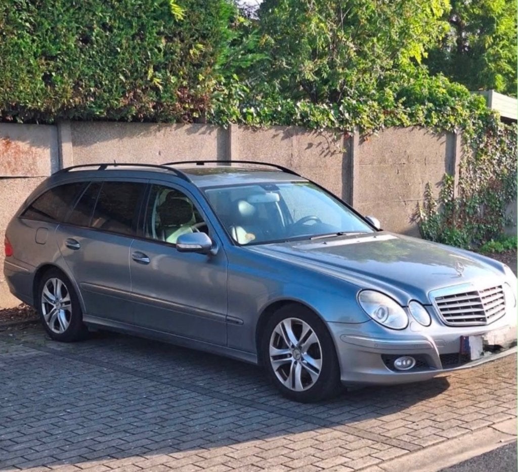 Mercedes classe E, Auto's, Automaat, Zwart, Leder, Particulier