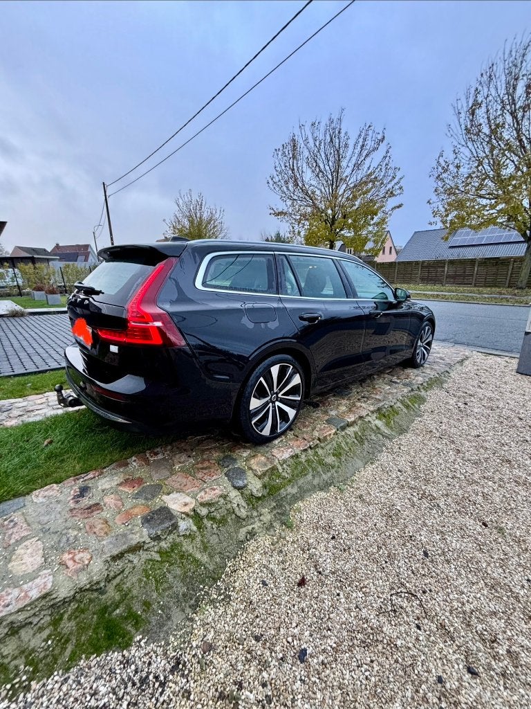 Volvo V60, Auto's, Automaat, 4 cilinders, Alcantara, Zwart