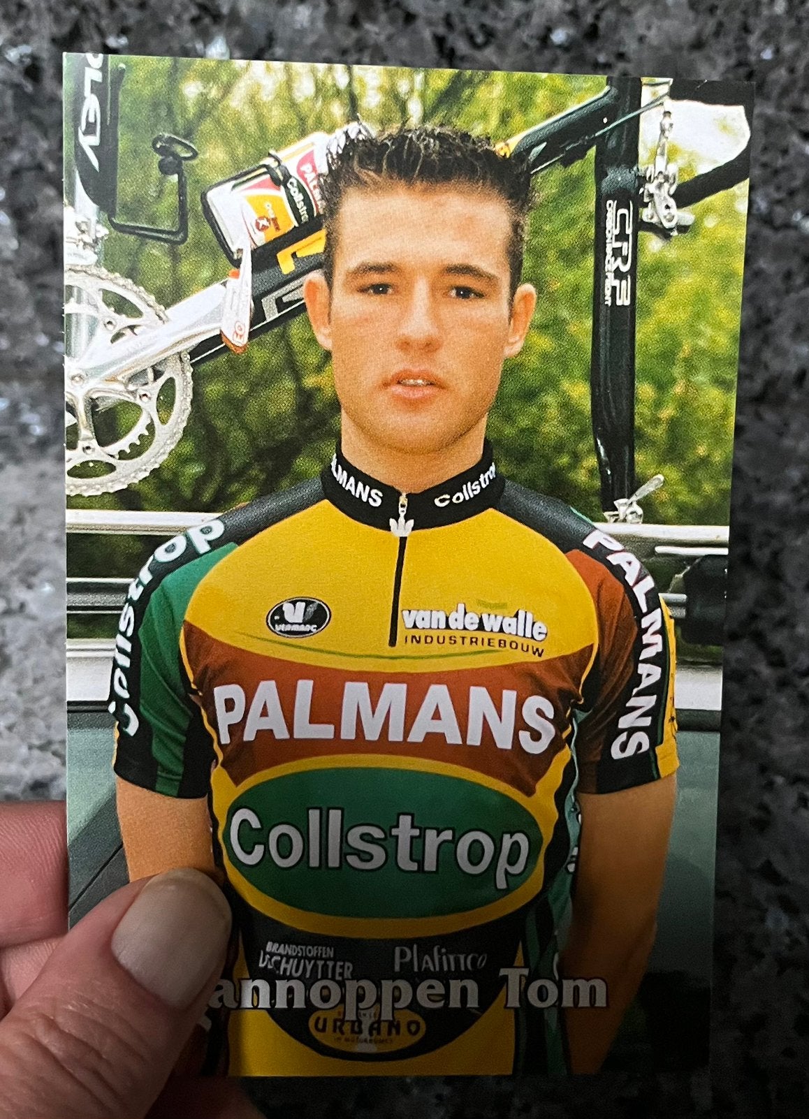 Le cycliste Tom Vannoppen, Enlèvement, Comme neuf