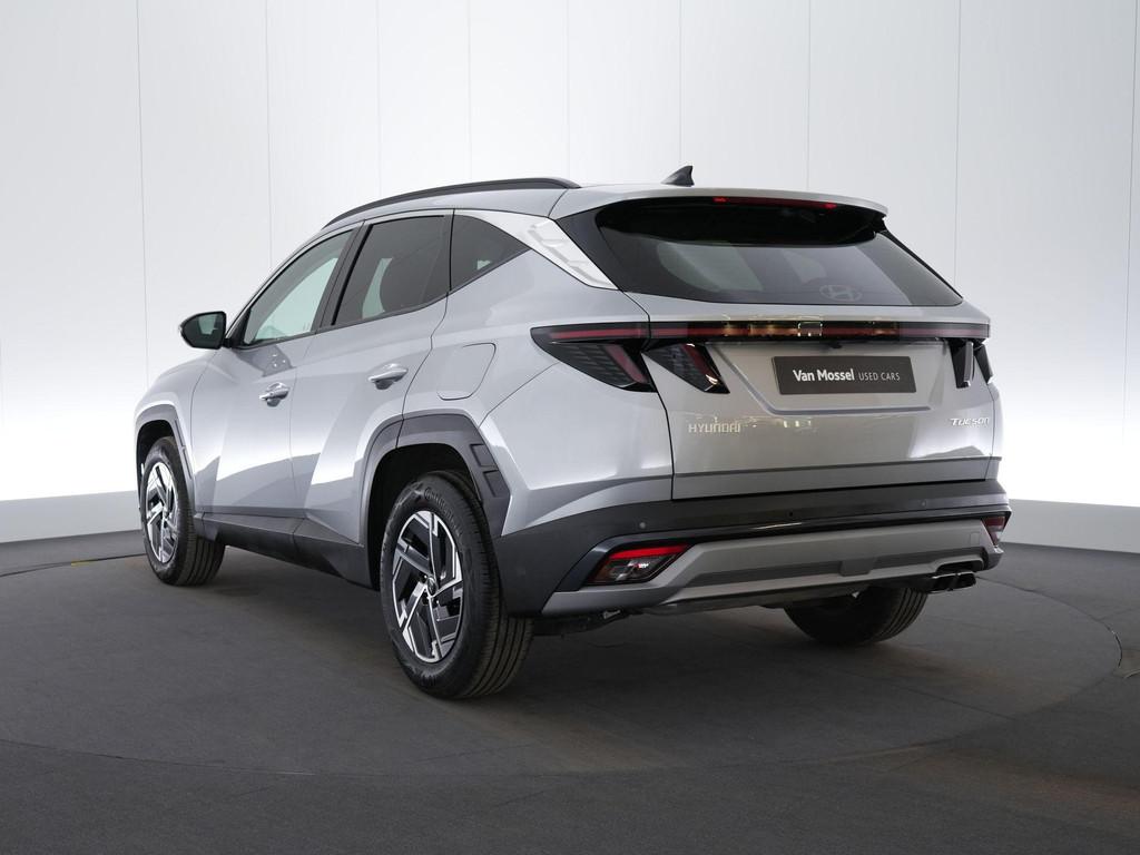Hyundai Tucson Feel (automatique), Argent ou Gris, https://public.car-pass.be/vhr/1f93898e-6eb7-497e-82e4-1f5376eb44f3, 110 kW