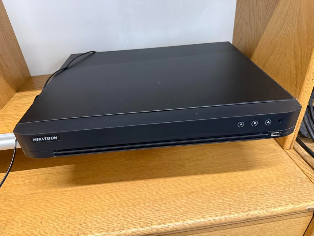 Recorder voor camera systeem en beelden te bewaren., Audio, Tv en Foto, Blu-ray-spelers, Ophalen, Zo goed als nieuw