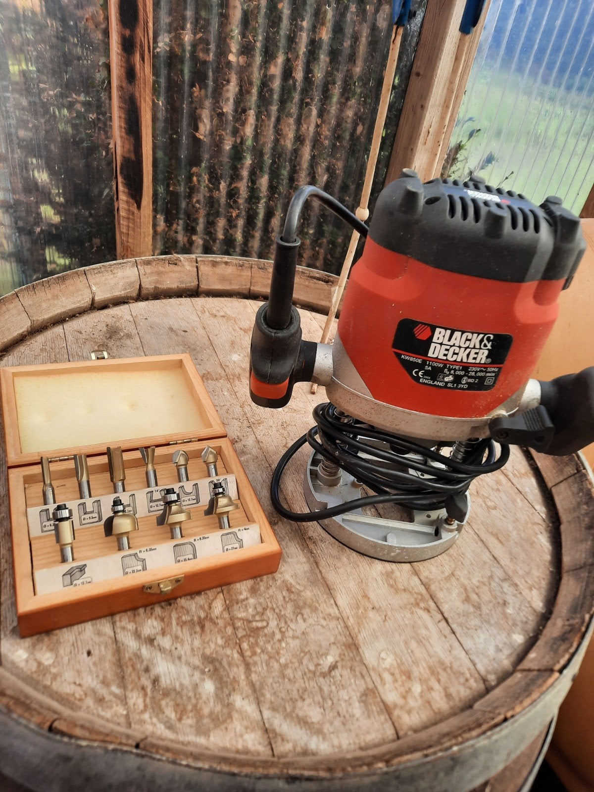 Bovenfreese met nieuwe freeses., Ophalen