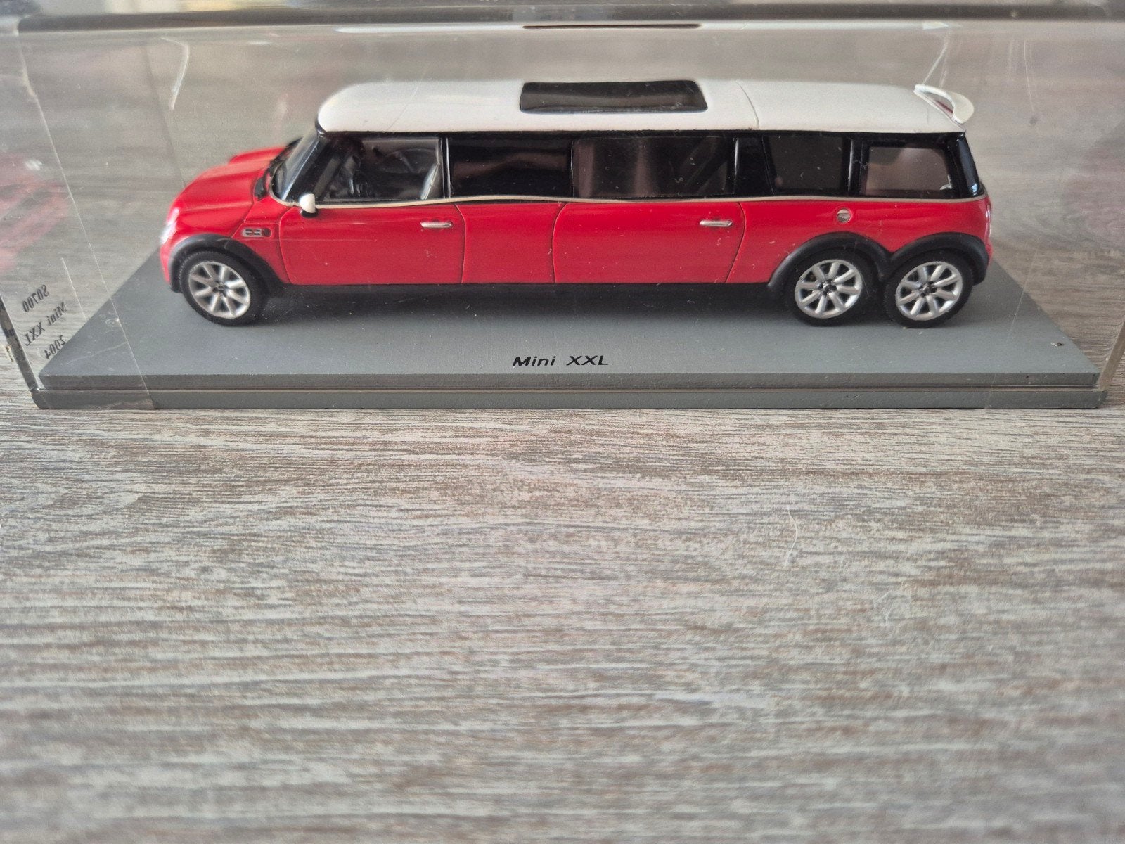 Mini-limousine, Enlèvement