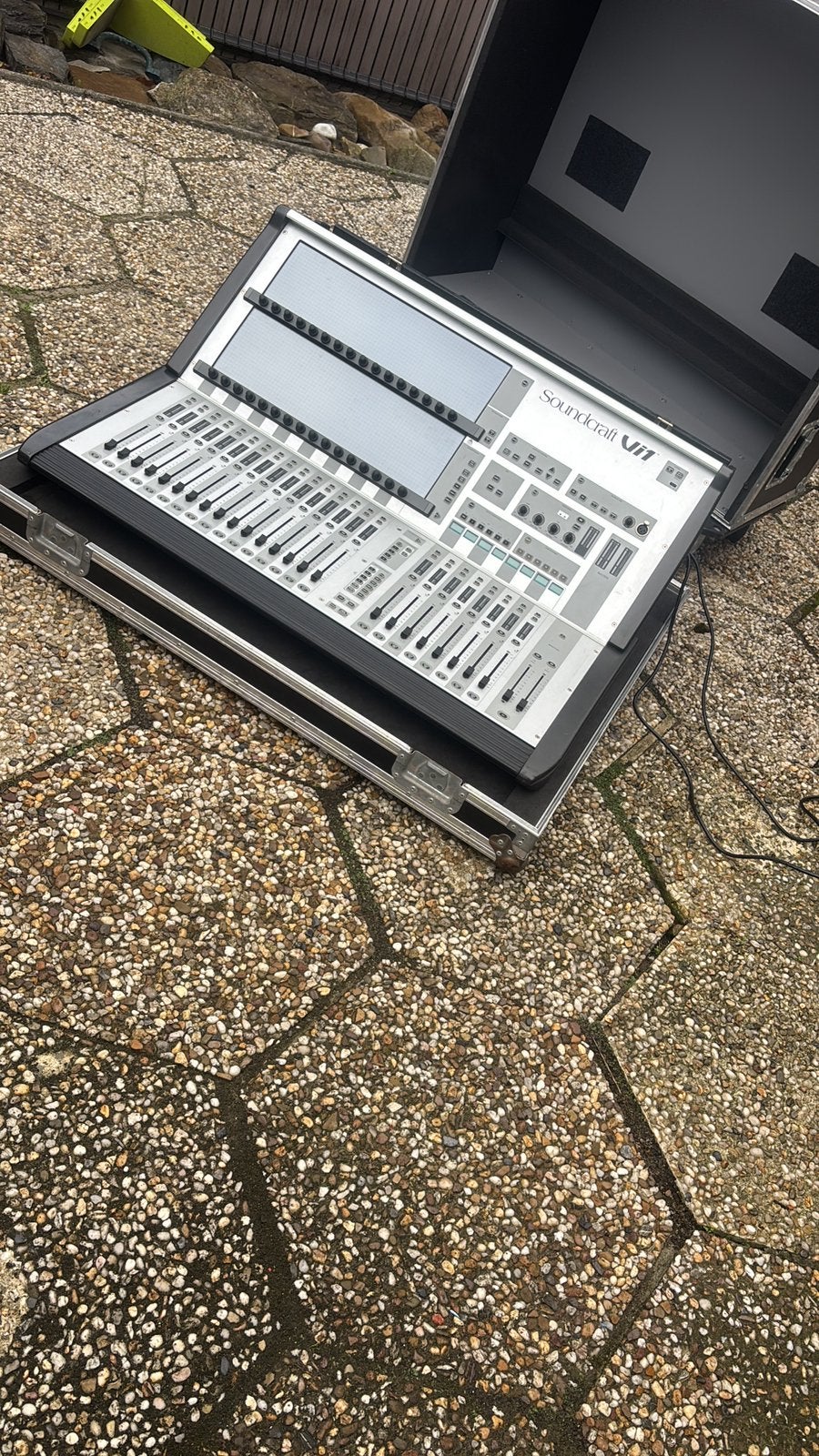 Soundcraft VI1 TE HUUR!, Enlèvement, Comme neuf
