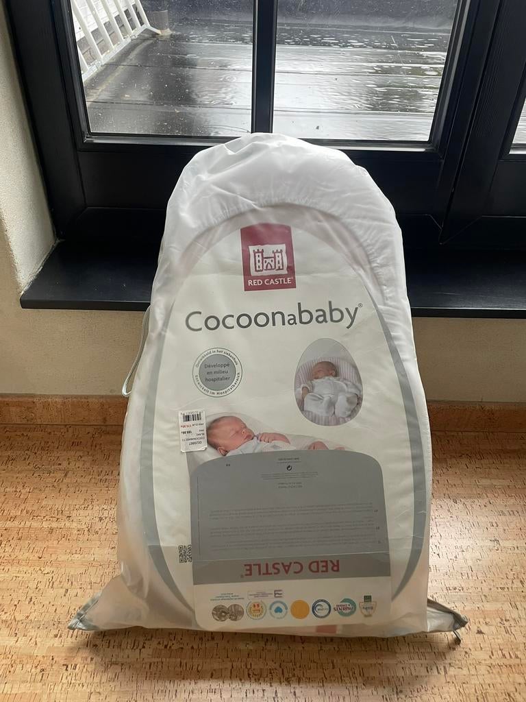 RED CASTLE - Cocoonababy, Enfants & Bébés, Enlèvement, Utilisé